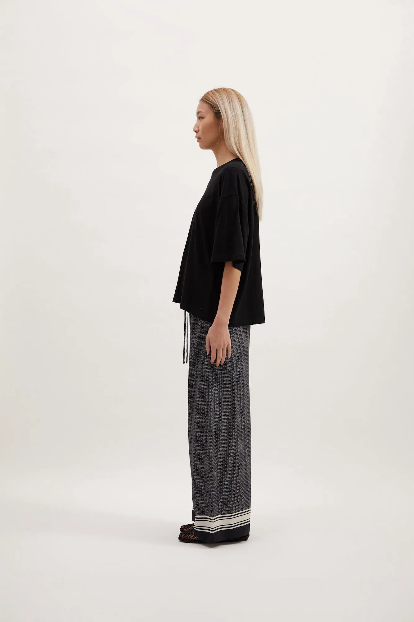 ASHER TEE - BLACK