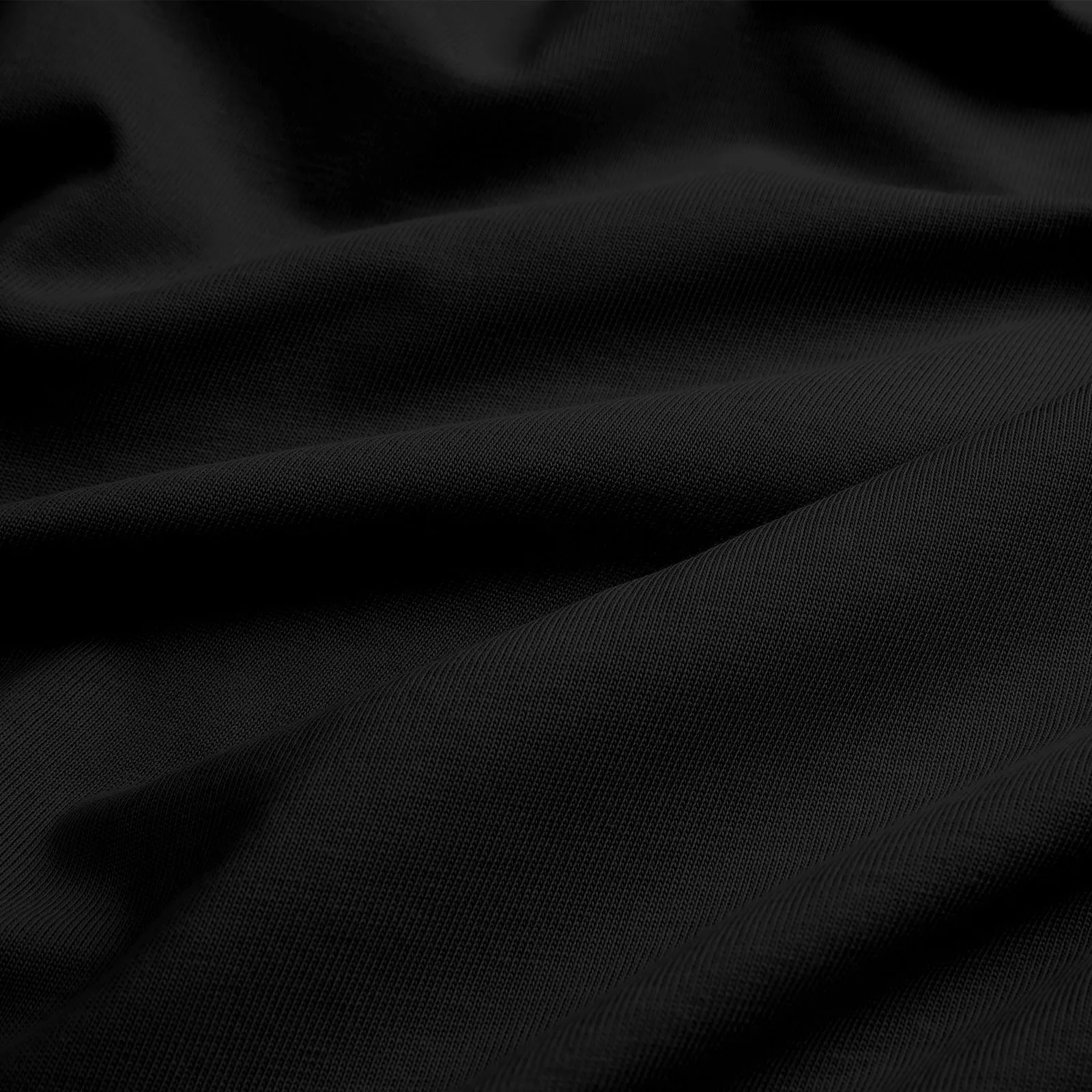 ESSENTIAL V-NECK TEE