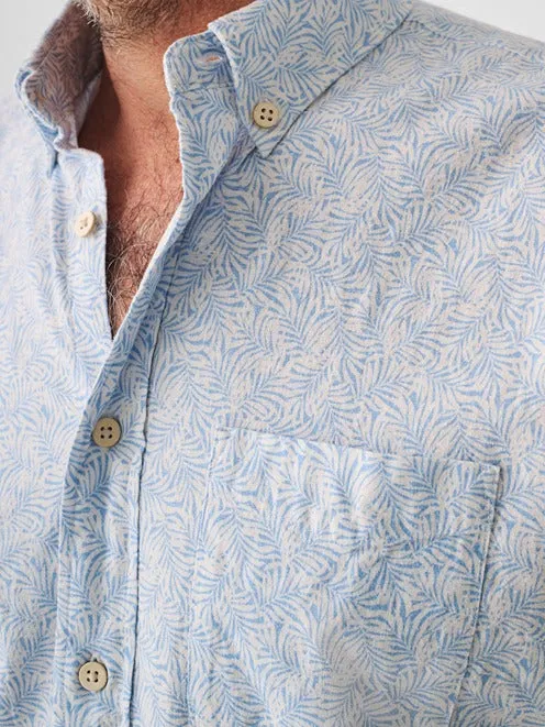 Faherty Short-Sleeve Breeze Shirt in Sky Canopy Print