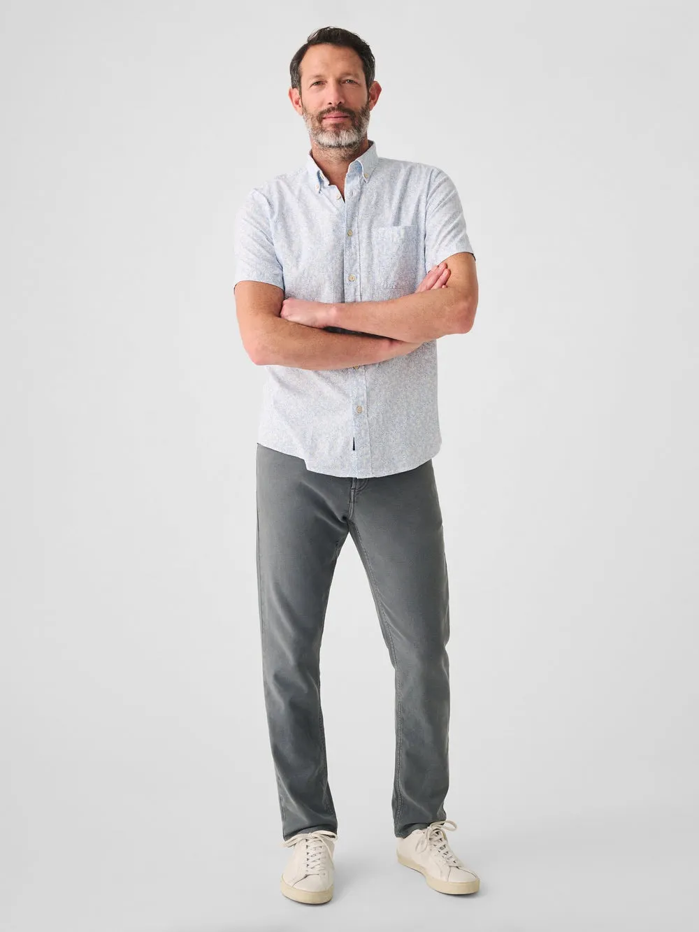 Faherty Short-Sleeve Breeze Shirt in Sky Canopy Print