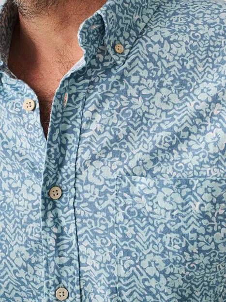 Faherty Short-Sleeve Breeze Shirt in Teal Waters Hilo