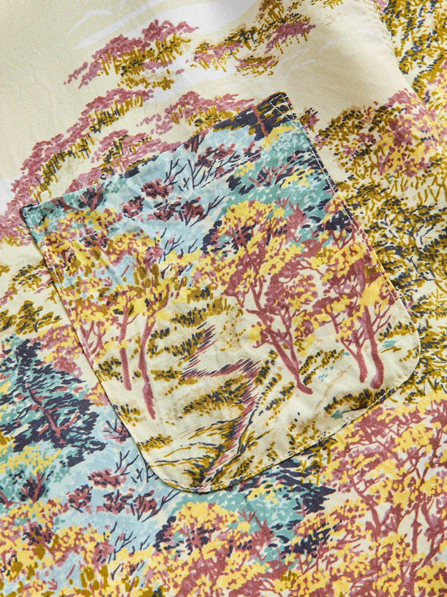 Hawaiian Vacation Shirt in Yellow Foliage