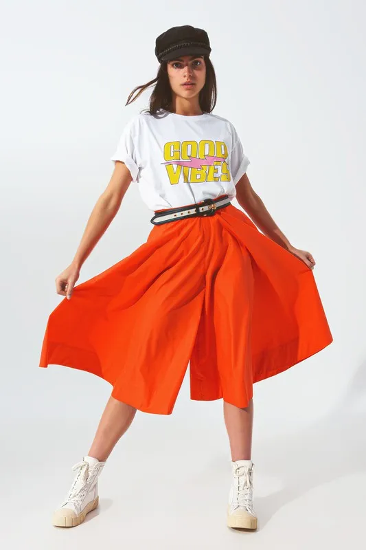 T-Shirt with good vibes Text in White