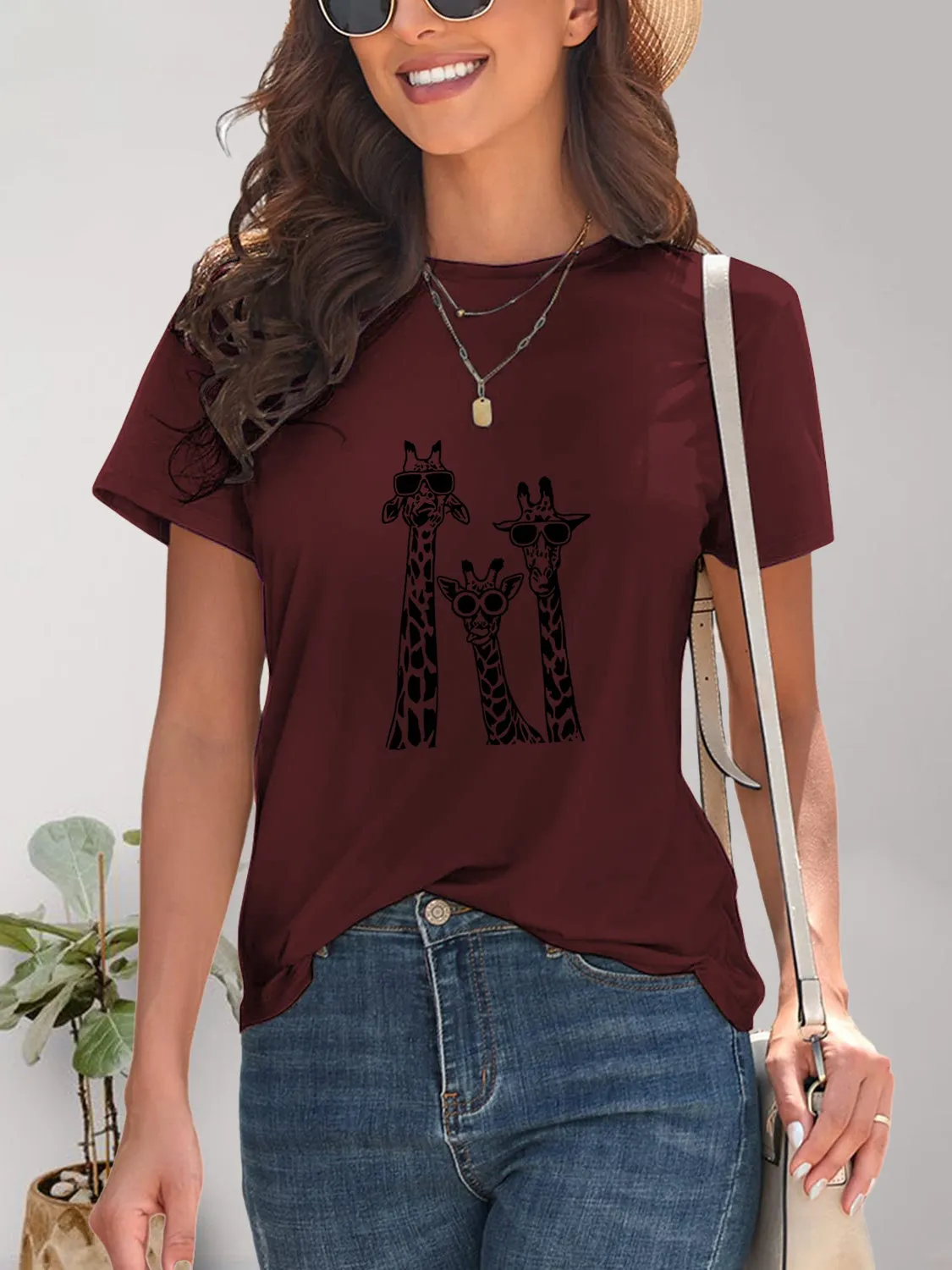 Women Giraffe Graphic Round Neck Short Sleeve T-Shirt